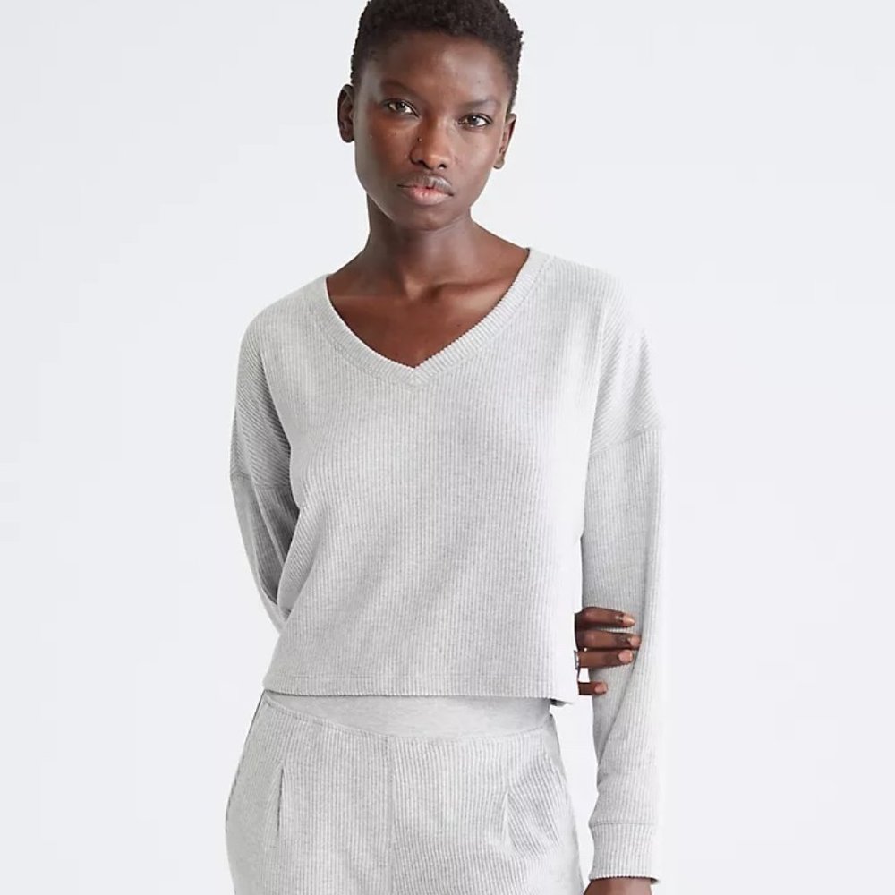 CALVIN KLEIN Grey Pullover Ribbed V-Neck Top XS ( New With Tags )(Part of a Set)
